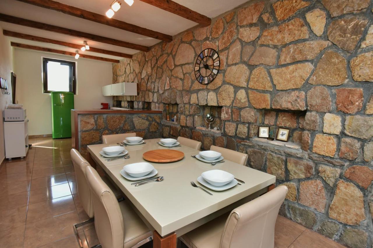 Villa Ariel 루시티차 외부 사진