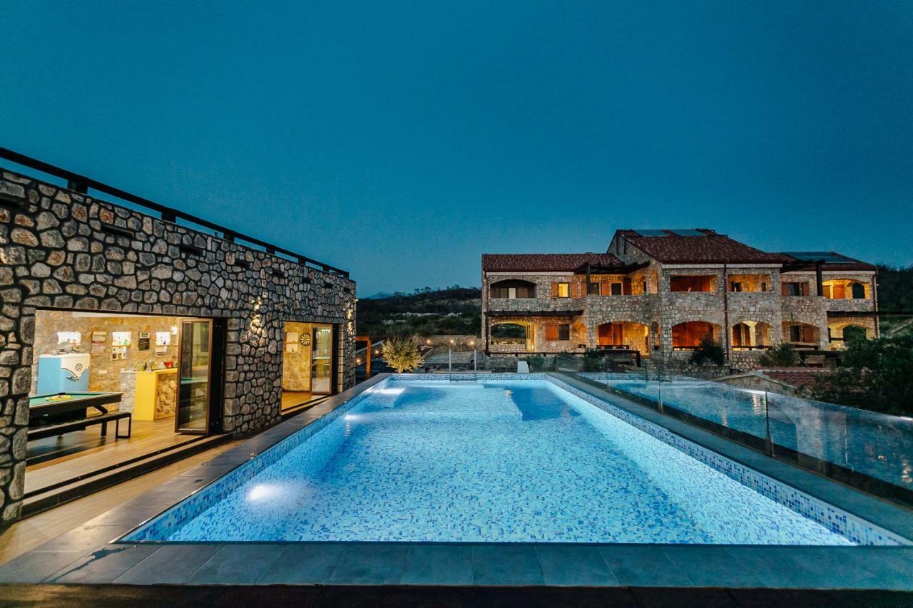 Villa Ariel 루시티차 외부 사진